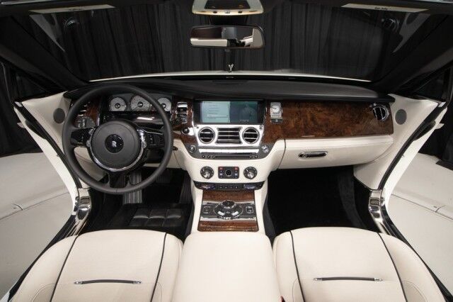 2017 Rolls-Royce Dawn ($375,355 MSRP) *ONLY 2400 MILES* *1-OWNER SINCE NEW* San Diego CA