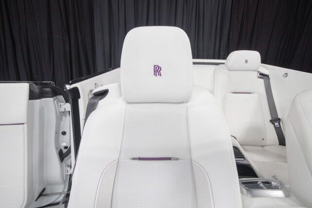2017 Rolls-Royce Dawn ($402,655 MSRP!) *ARCTIC WHITE ON ARCTIC WHITE* *BESPOKE AUDIO* *BESPOKE INTERIOR* *1-OWNER* *14,000 MILES* San Diego CA