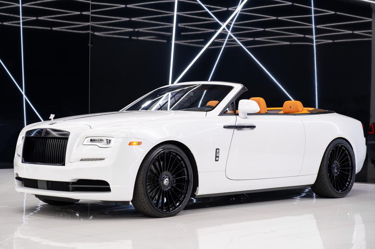 2017 Rolls-Royce Dawn Base
