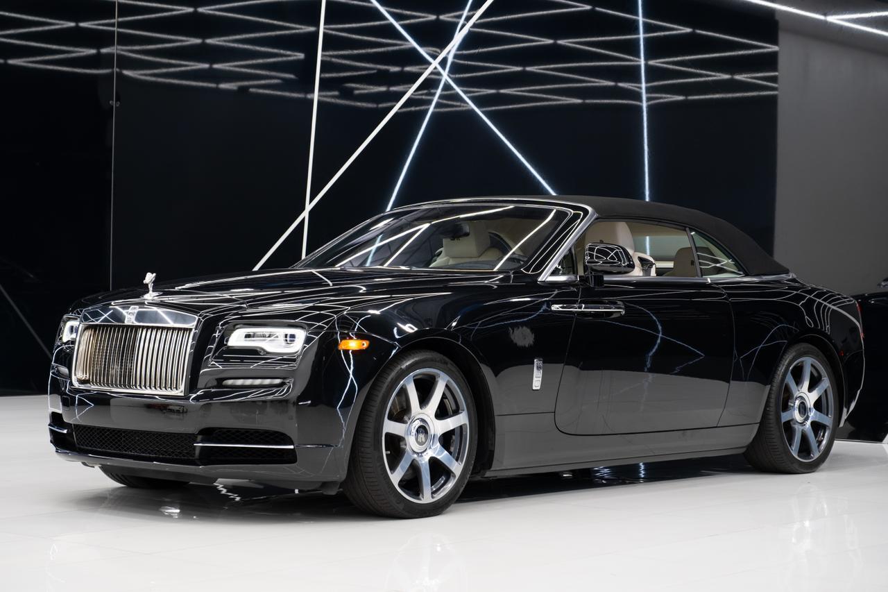 2017 Rolls-Royce Dawn Base