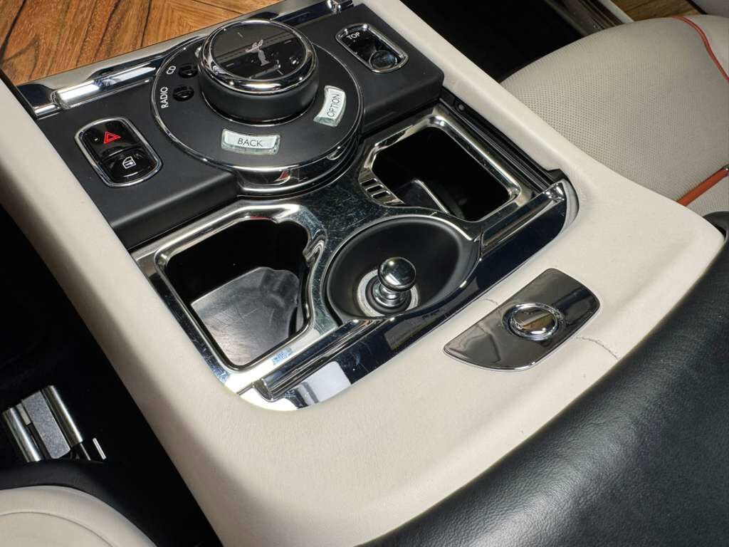2017 Rolls-Royce Dawn Bespoke Audio system, bookmatched wood trim AND MUCH MORE!!! Fort Lauderdale FL