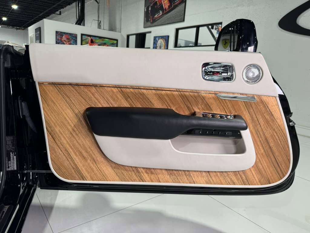 2017 Rolls-Royce Dawn Bespoke Audio system, bookmatched wood trim AND MUCH MORE!!! Fort Lauderdale FL