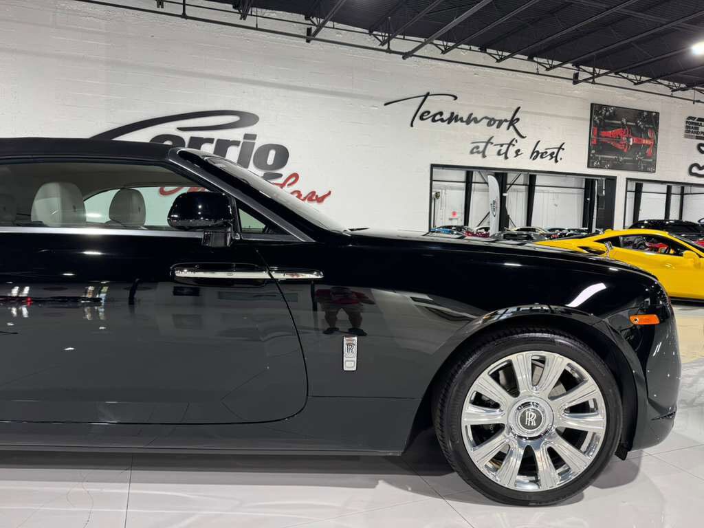 2017 Rolls-Royce Dawn Bespoke Audio system, bookmatched wood trim AND MUCH MORE!!! Fort Lauderdale FL