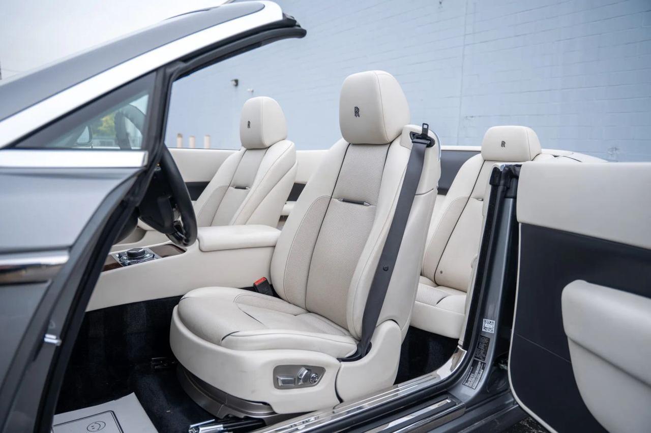 2017 Rolls-Royce Dawn Convertible 2D St. Louis MO