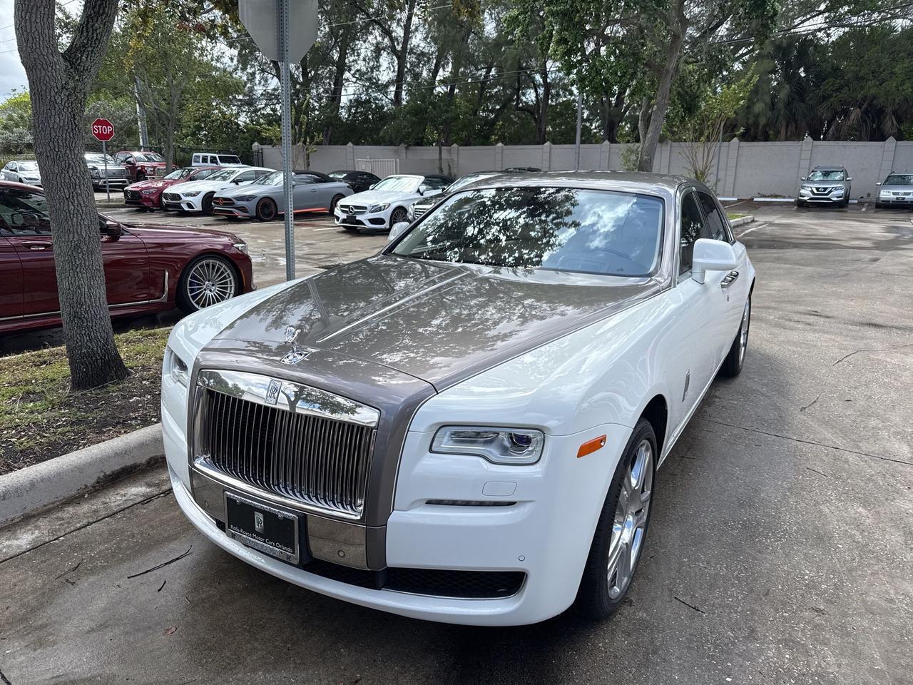 2017 Rolls-Royce Ghost Base