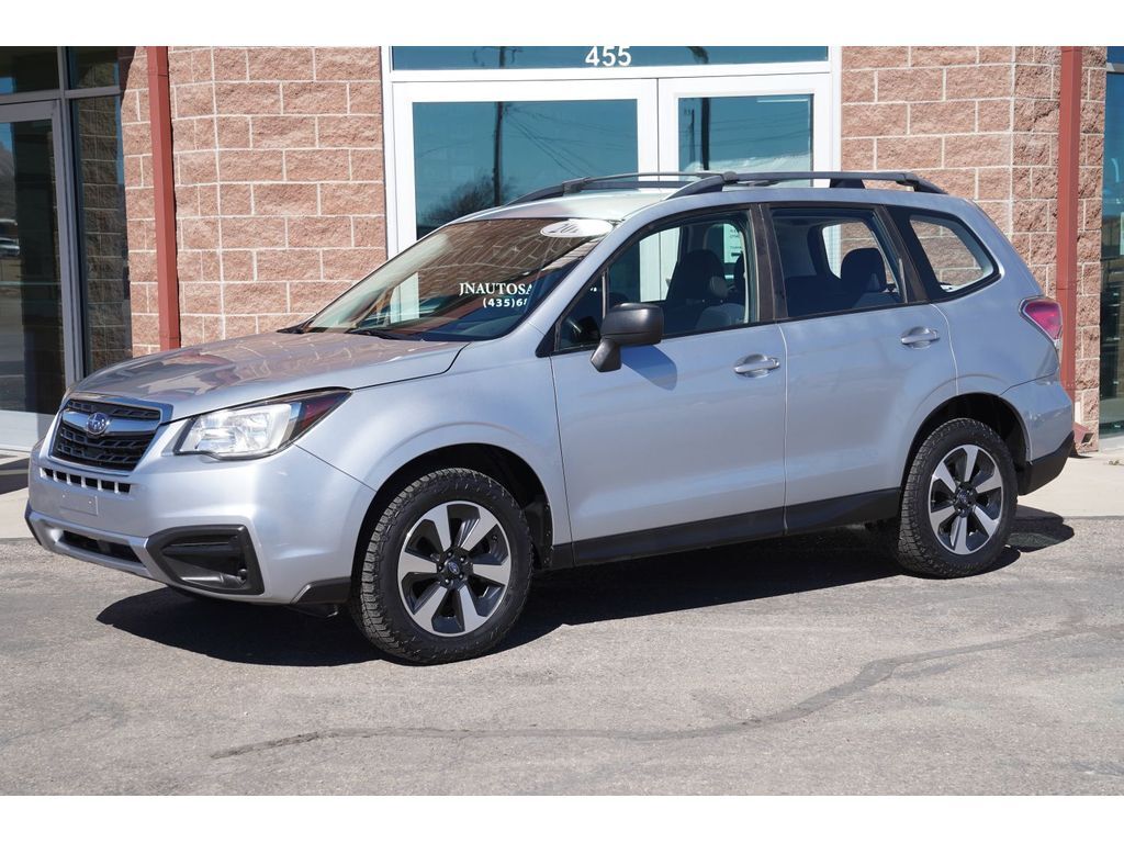 2017 Subaru Forester 2.5i (CVT)
