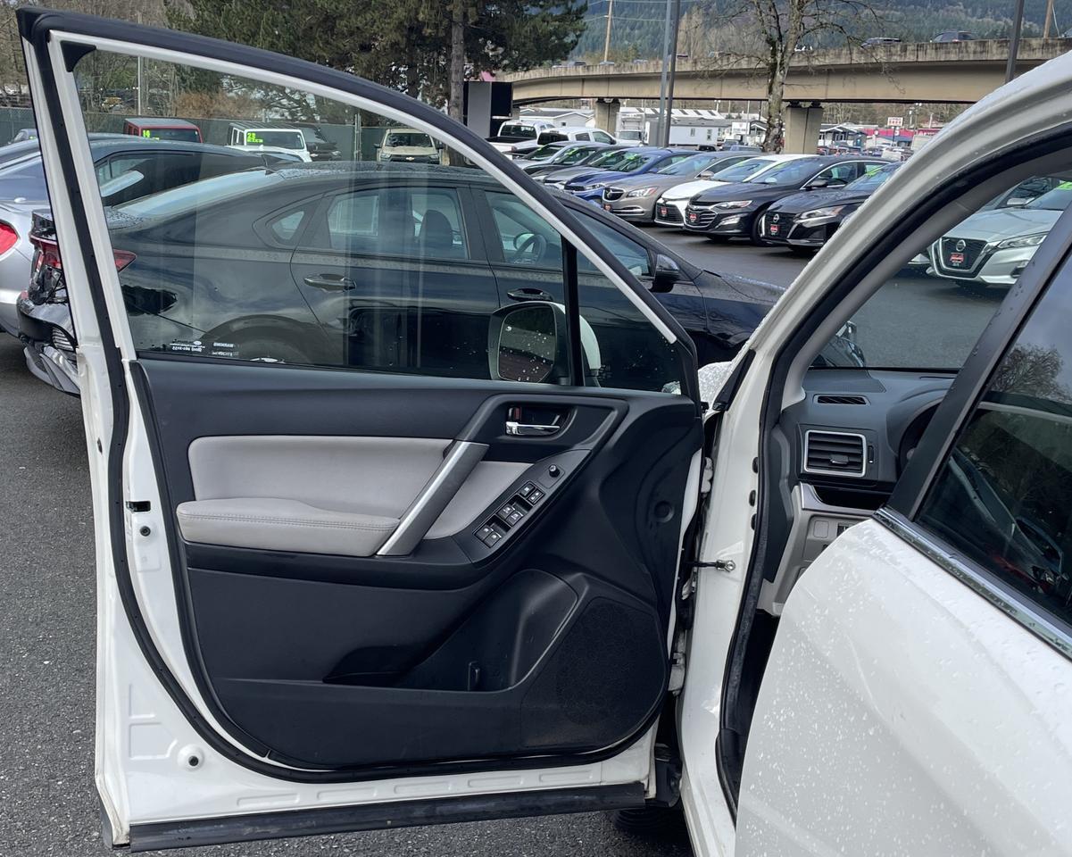2017 Subaru Forester 2.5i Limited Sport Utility 4D Port Orchard WA