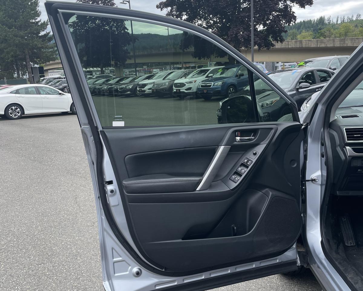 2017 Subaru Forester 2.5i Limited Sport Utility 4D Port Orchard WA