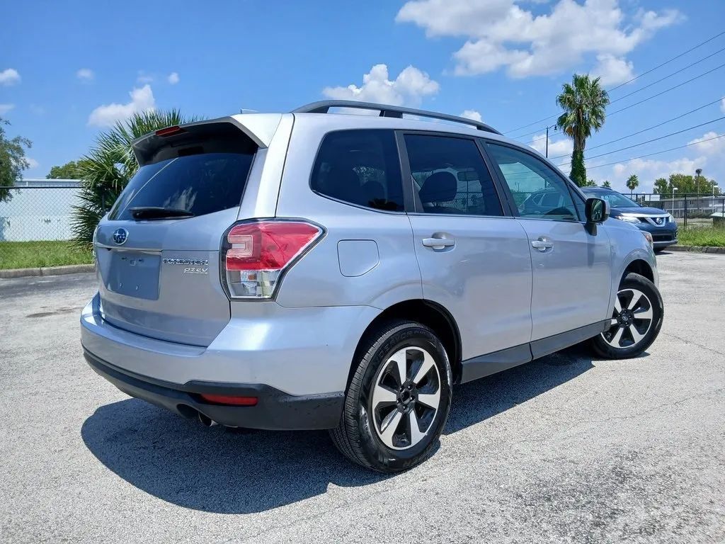 2017 Subaru Forester 2.5i Limited Sport Utility 4D
