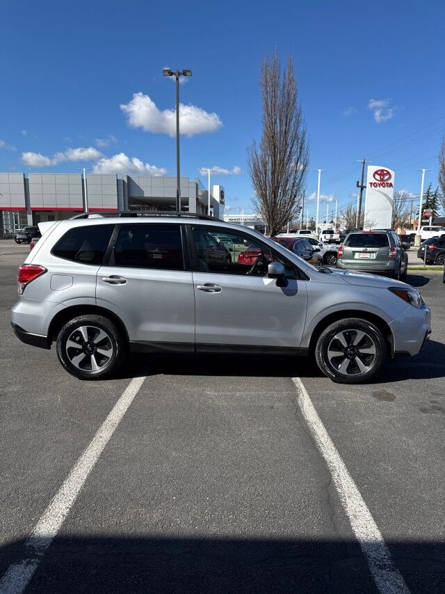 2017 Subaru Forester Premium