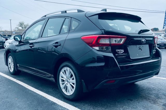 2017 Subaru Impreza 2.0i Premium