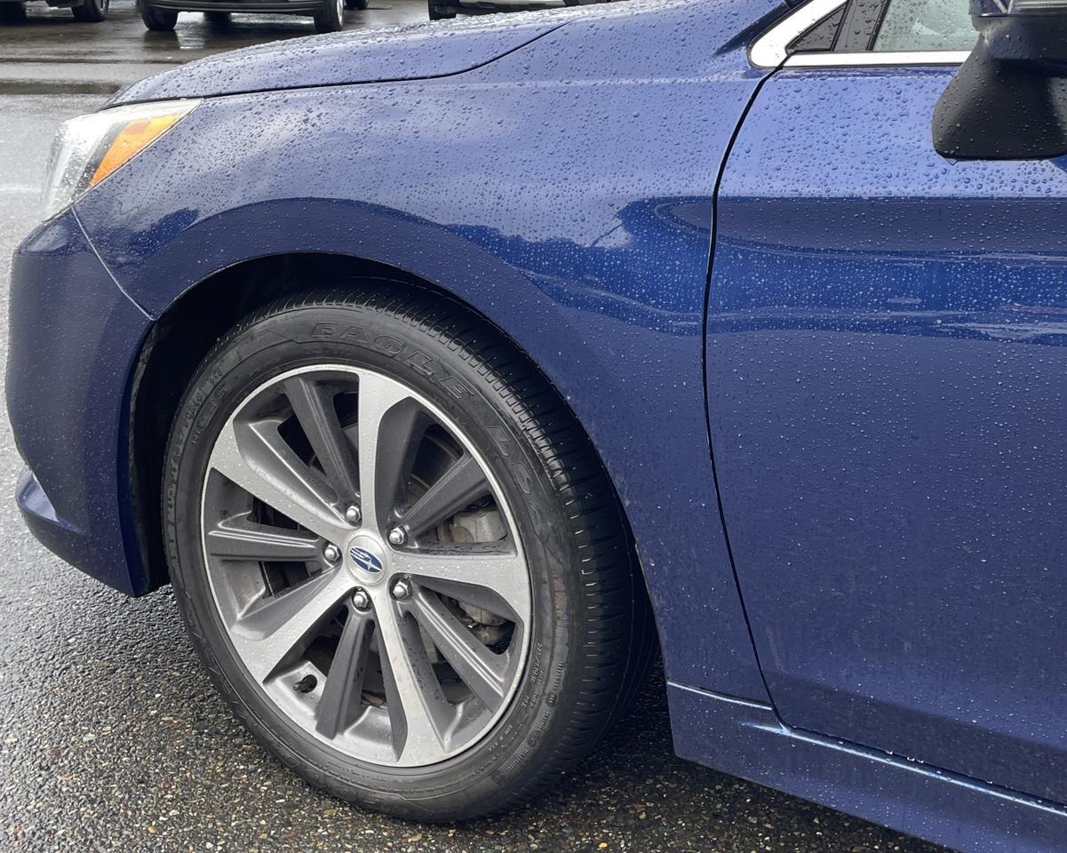 2017 Subaru Legacy 3.6R Limited Sedan 4D