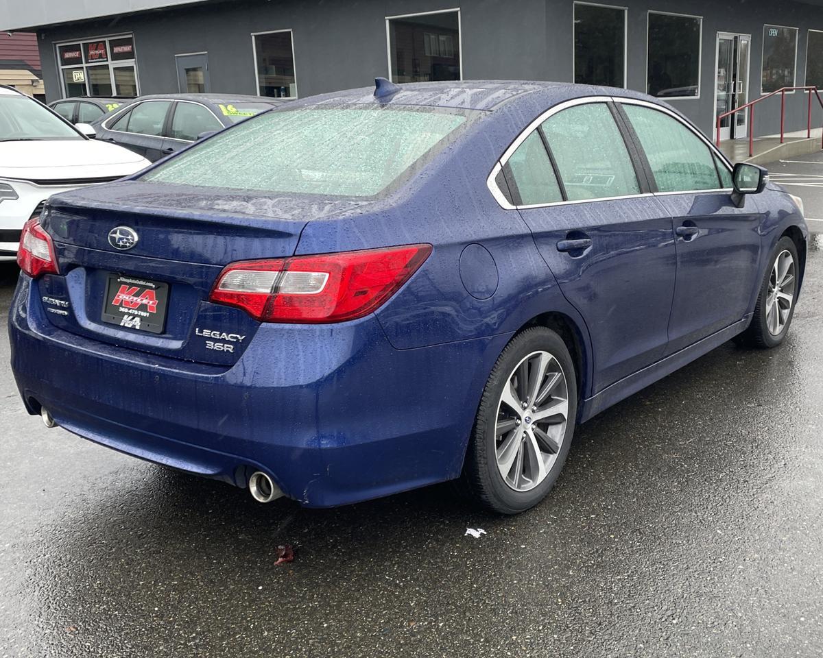 2017 Subaru Legacy 3.6R Limited Sedan 4D
