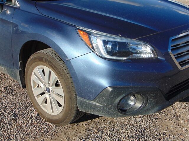 2017 Subaru Outback 2.5i Premium Santa Fe NM