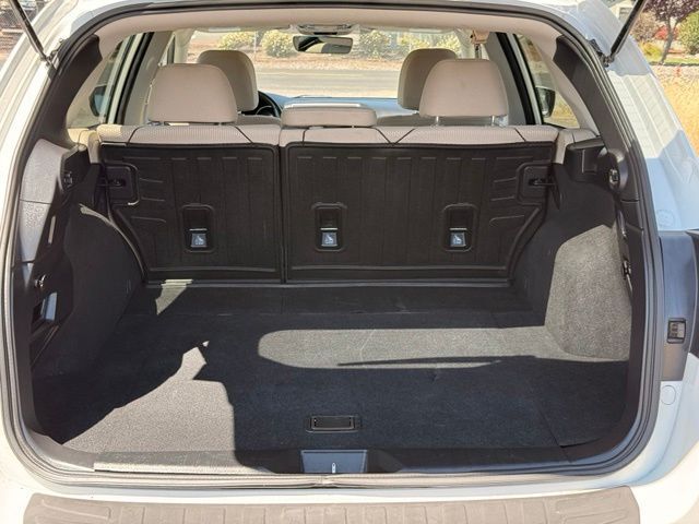 2017 Subaru Outback 2.5i Premium Klamath Falls OR
