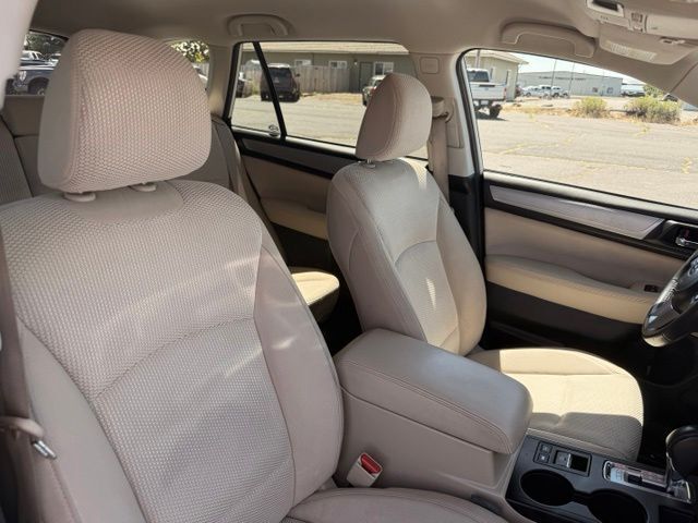 2017 Subaru Outback 2.5i Premium Klamath Falls OR