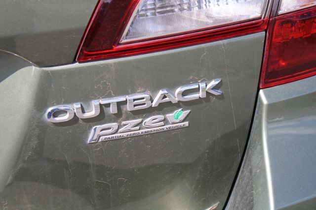 2017 Subaru Outback 2.5i Premium Klamath Falls OR