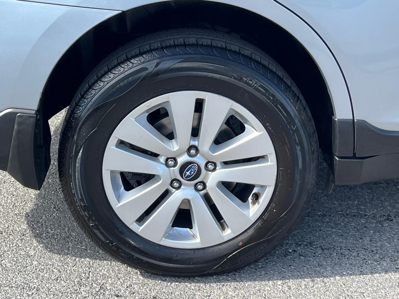 2017 Subaru Outback 2.5i Premium Hagerstown MD