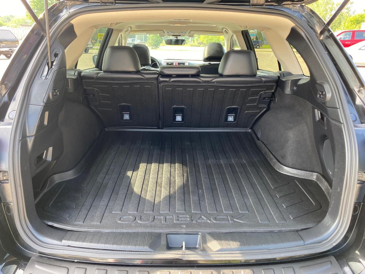 2017 Subaru Outback 3.6R Limited Hastings MI