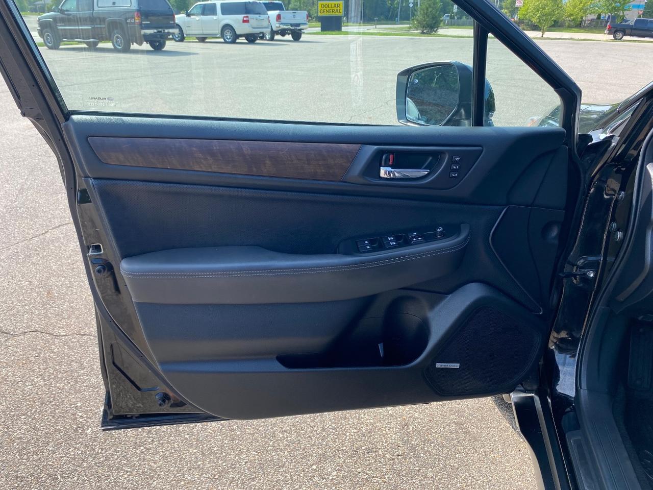 2017 Subaru Outback 3.6R Limited Hastings MI