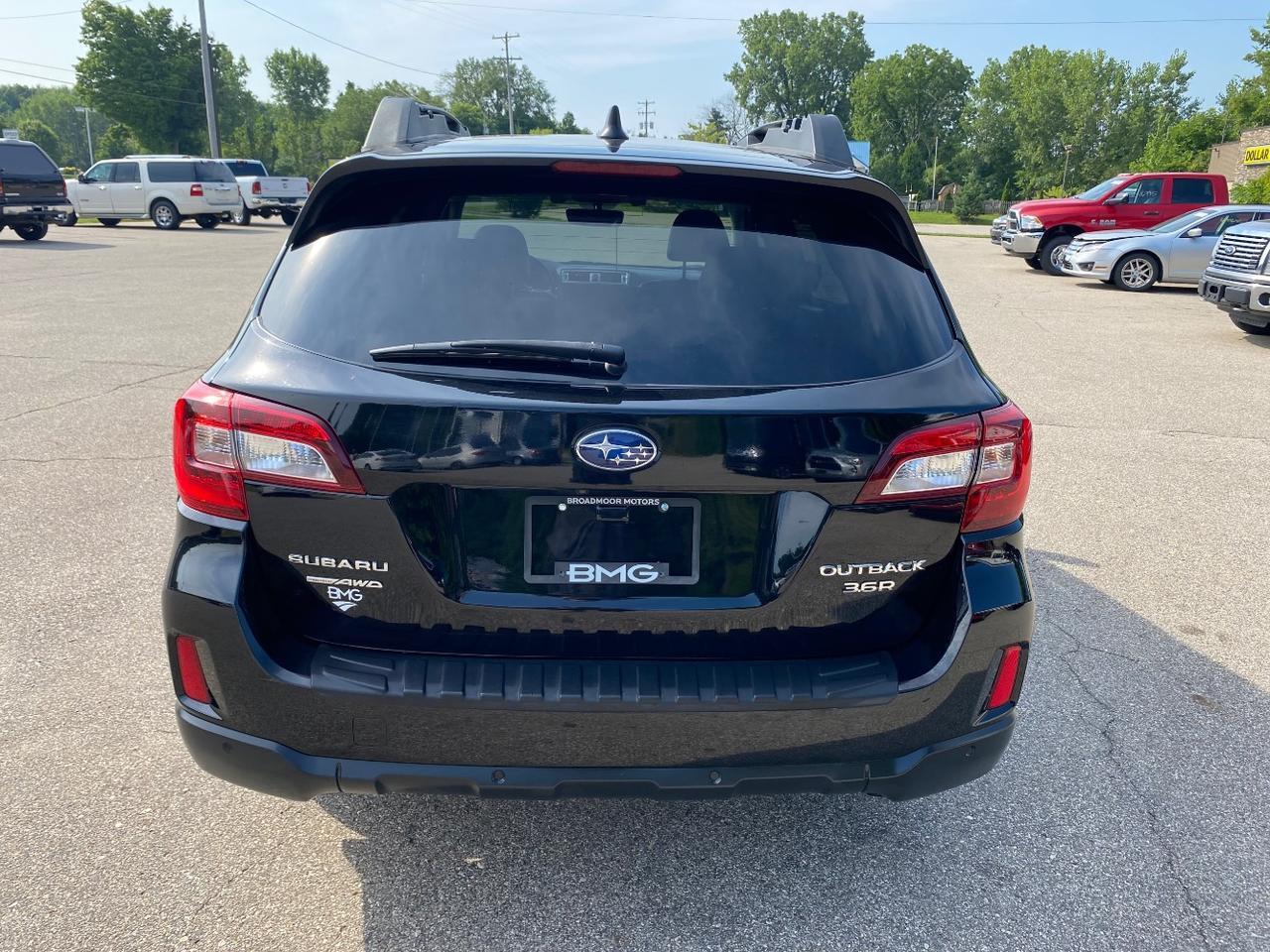 2017 Subaru Outback 3.6R Limited Hastings MI