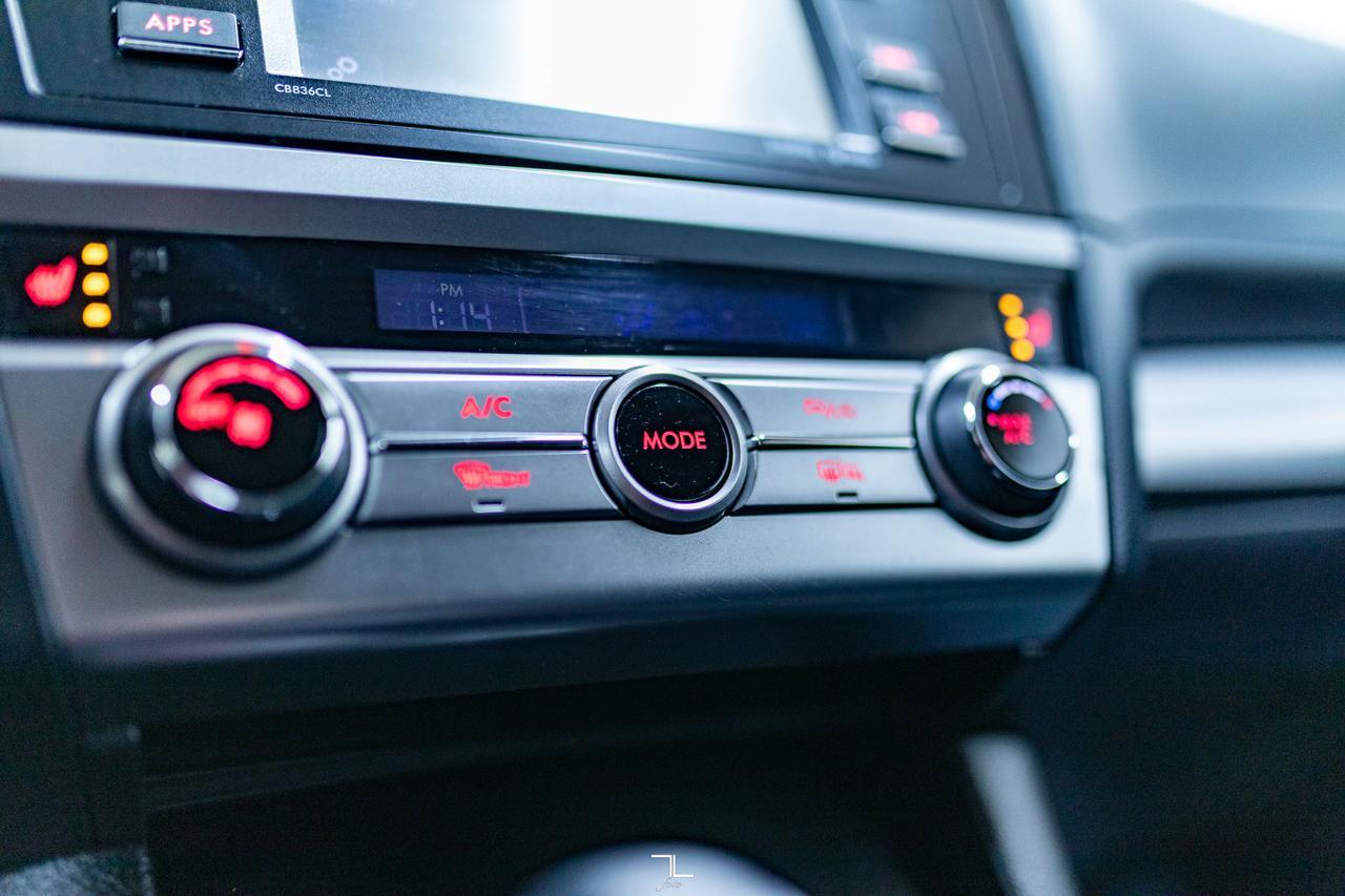 2017 Subaru Outback AWD 2.5i PSeat BCam Red Deer AB