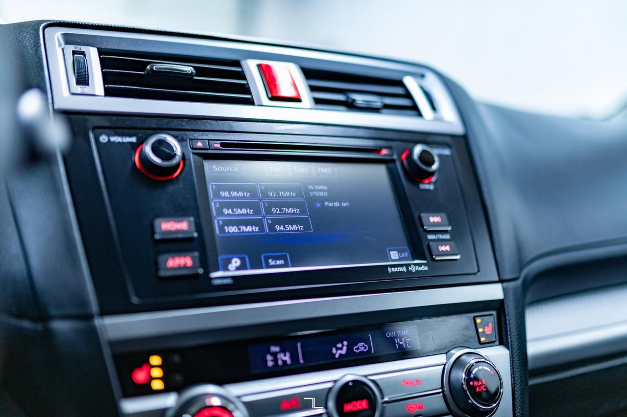 2017 Subaru Outback AWD 2.5i PSeat BCam Red Deer AB