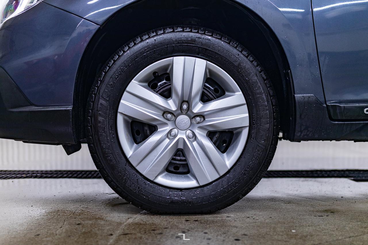 2017 Subaru Outback AWD 2.5i PSeat BCam Red Deer AB