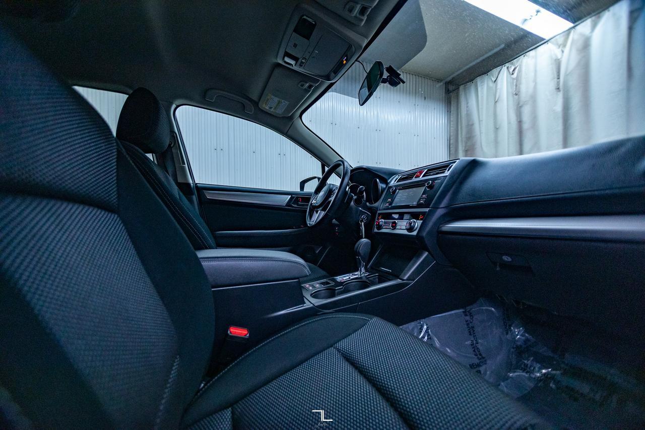 2017 Subaru Outback AWD 2.5i PSeat BCam Red Deer AB