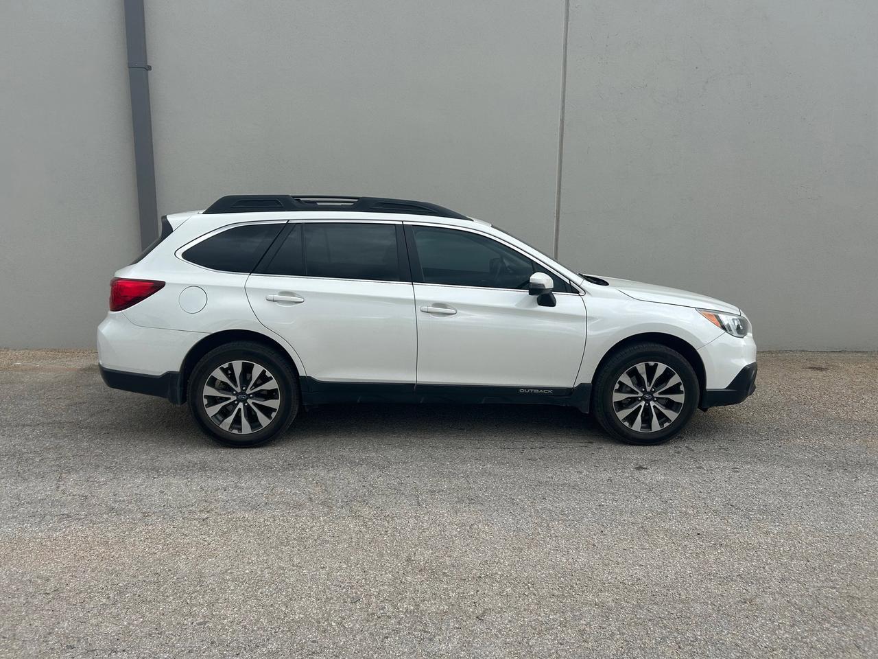 2017 Subaru Outback Limited New Braunfels TX