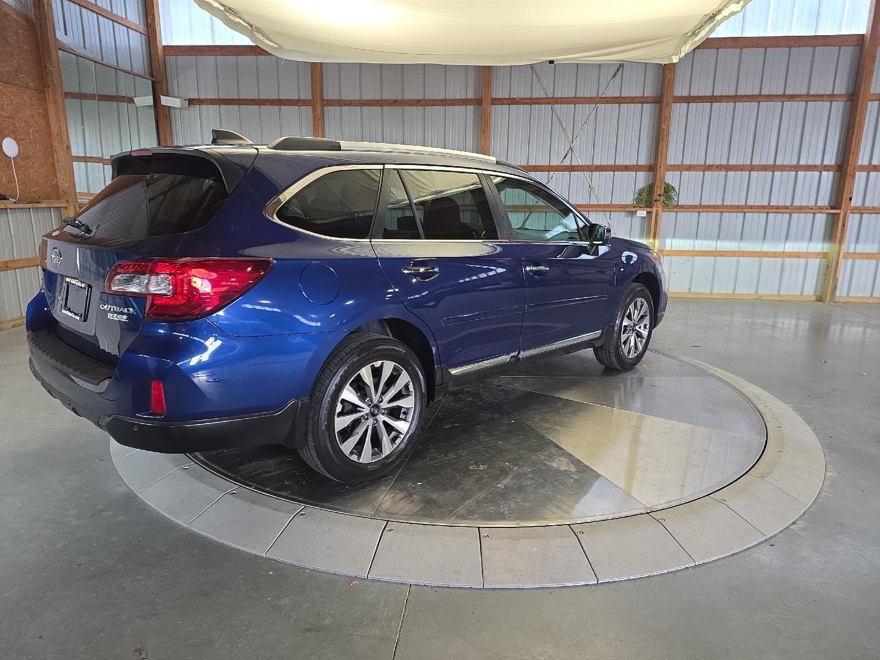 2017 Subaru Outback Touring Sand Lake NY