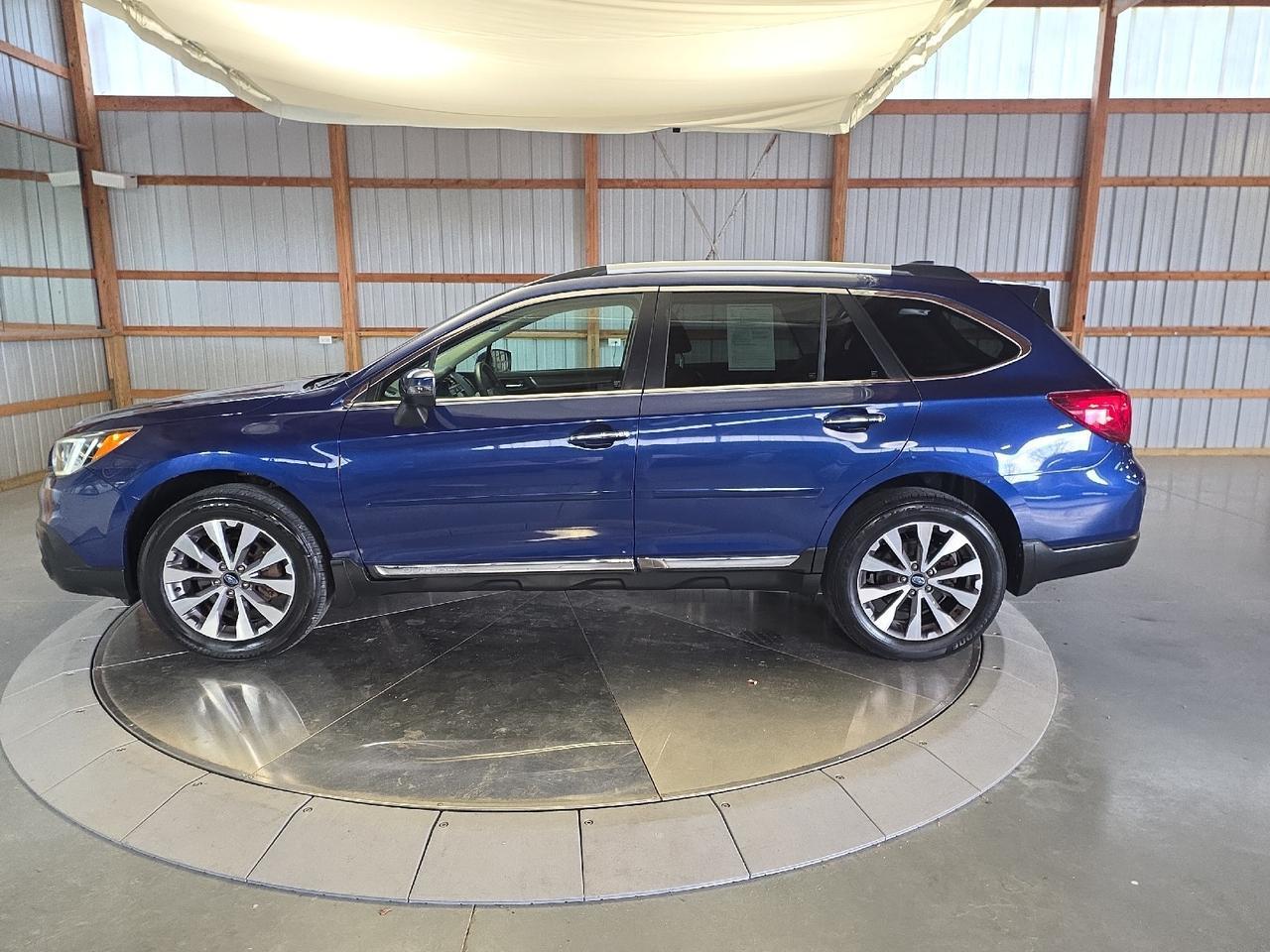 2017 Subaru Outback Touring Sand Lake NY