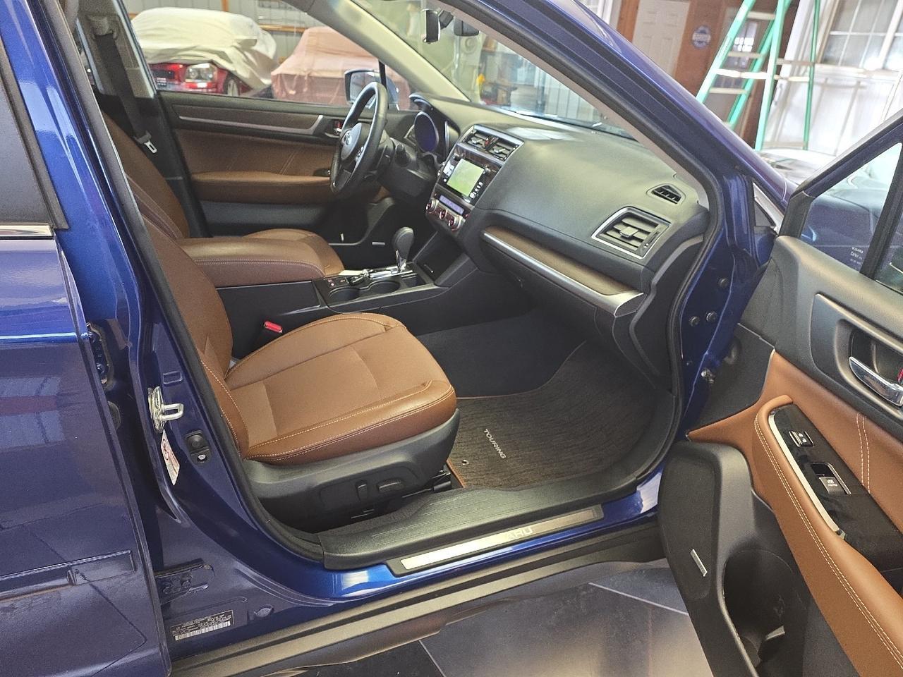 2017 Subaru Outback Touring Sand Lake NY