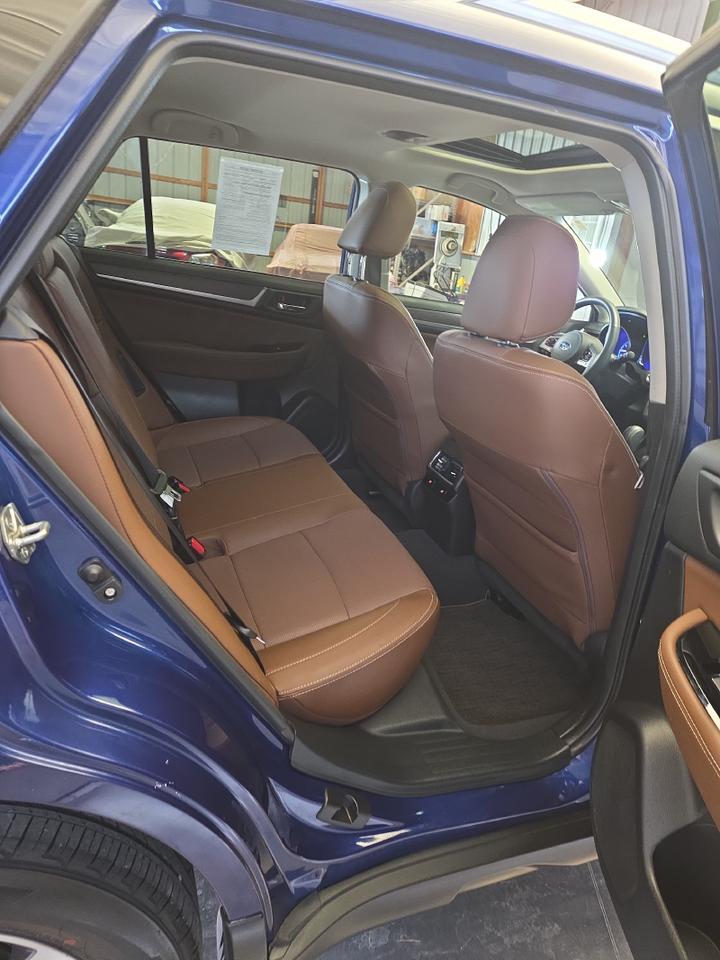 2017 Subaru Outback Touring Sand Lake NY