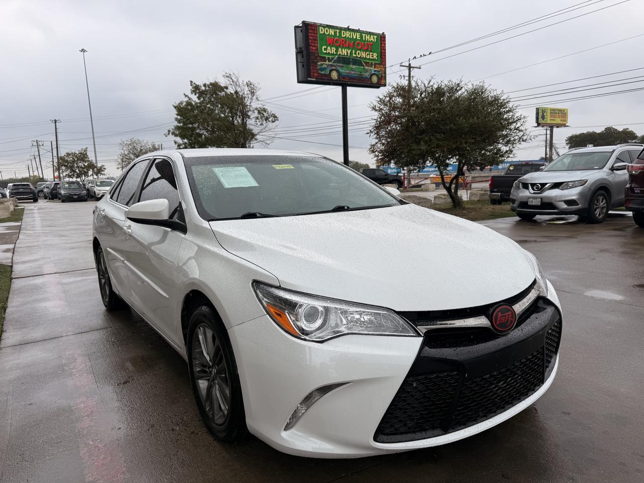 2017 TOYOTA CAMRY