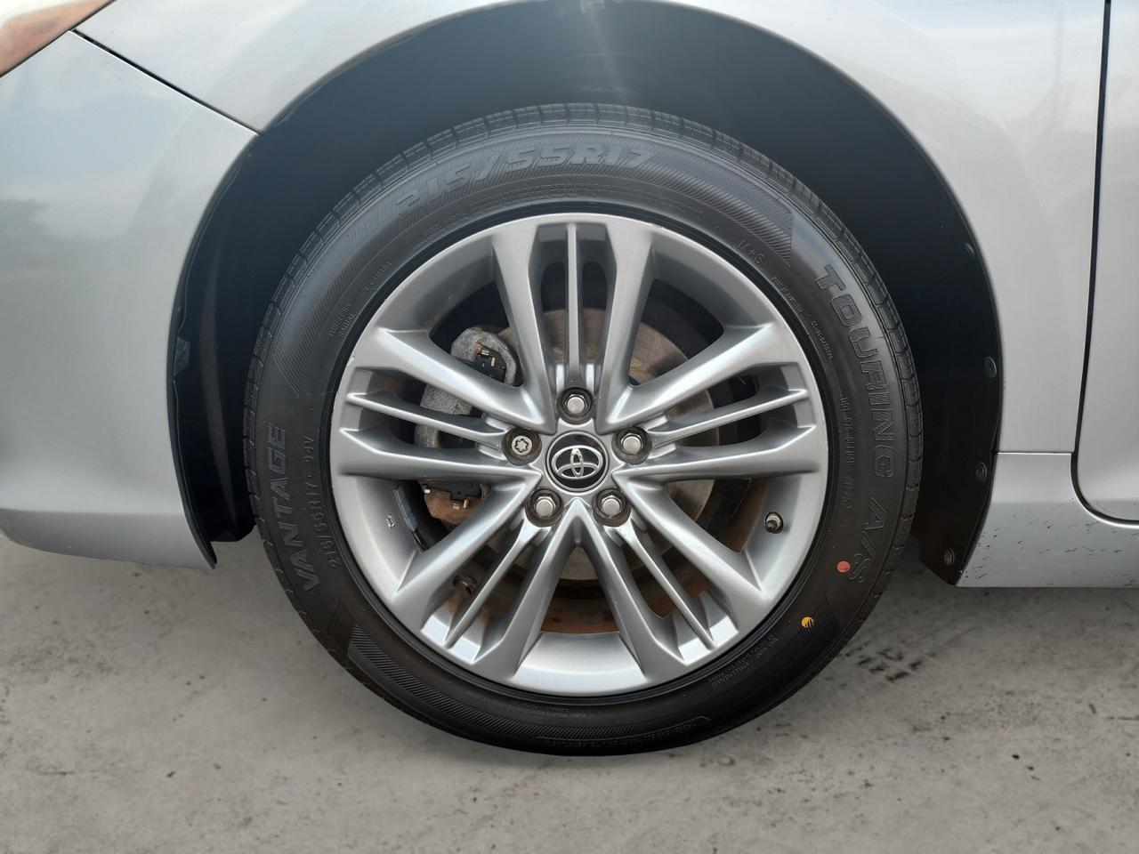 2017 TOYOTA CAMRY SE; LE; XLE; X SE Kansas City MO