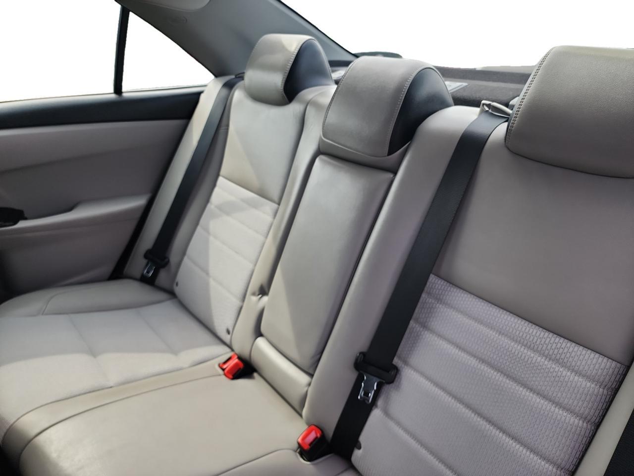 2017 TOYOTA CAMRY SE; LE; XLE; X SE Kansas City MO