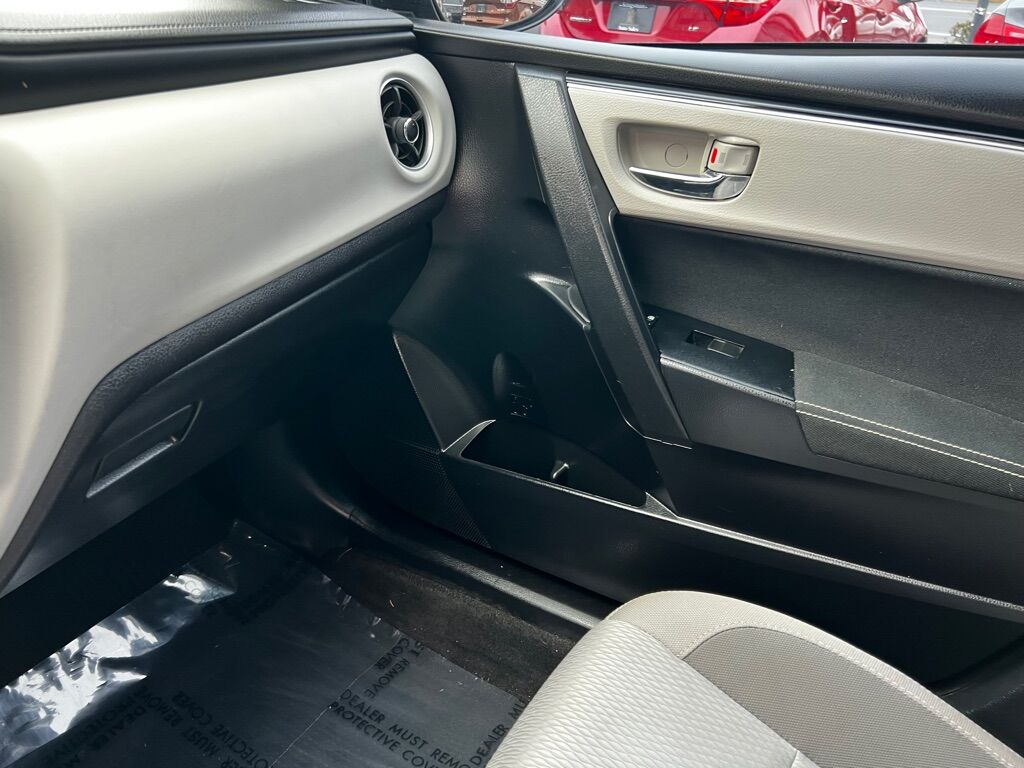 2017 TOYOTA COROLLA L Des Moines WA