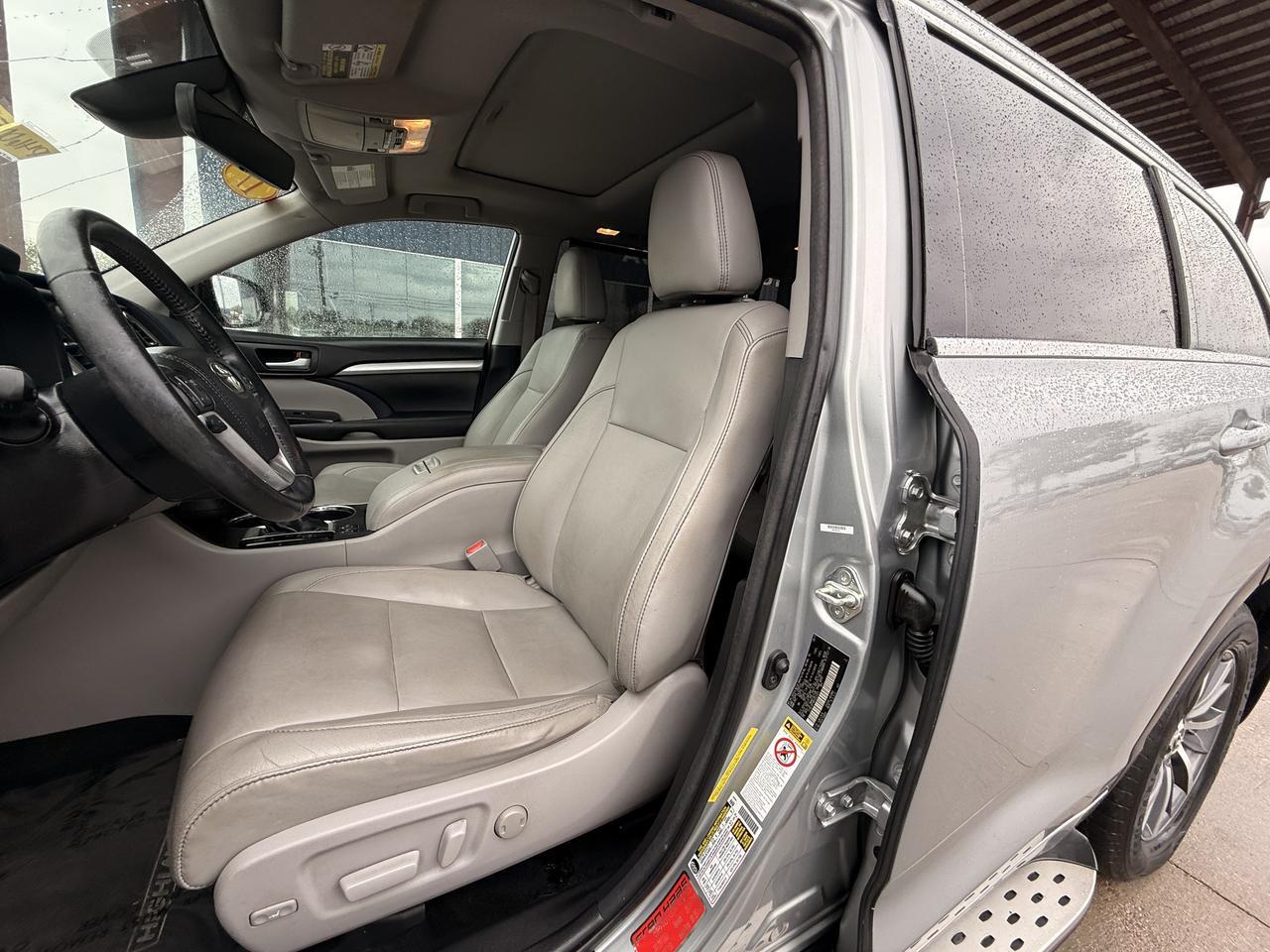 2017 TOYOTA HIGHLANDER Austin TX