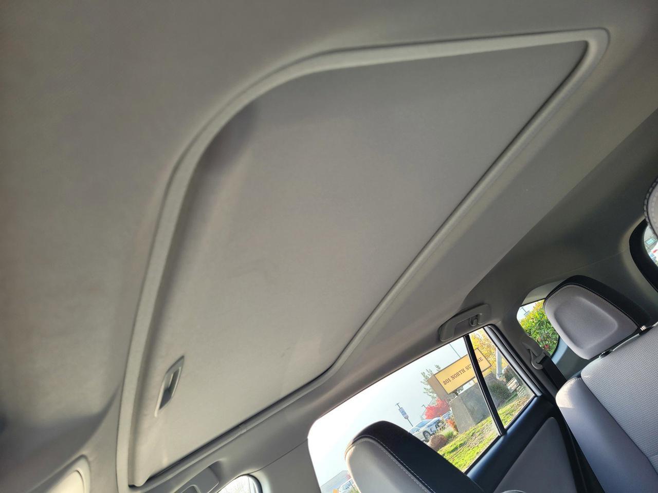 2017 TOYOTA RAV4 HYBRID XLE Roseville CA