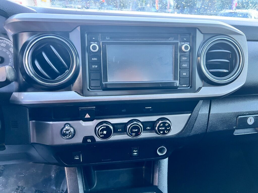 2017 TOYOTA TACOMA SR Des Moines WA