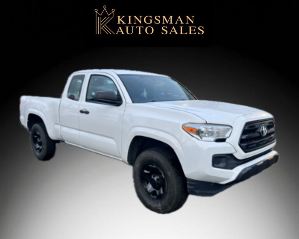 2017 TOYOTA TACOMA SR
