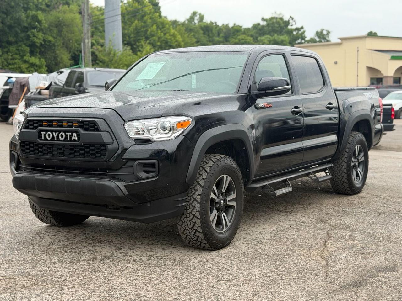 2017 TOYOTA TACOMA SR5 Nashville TN