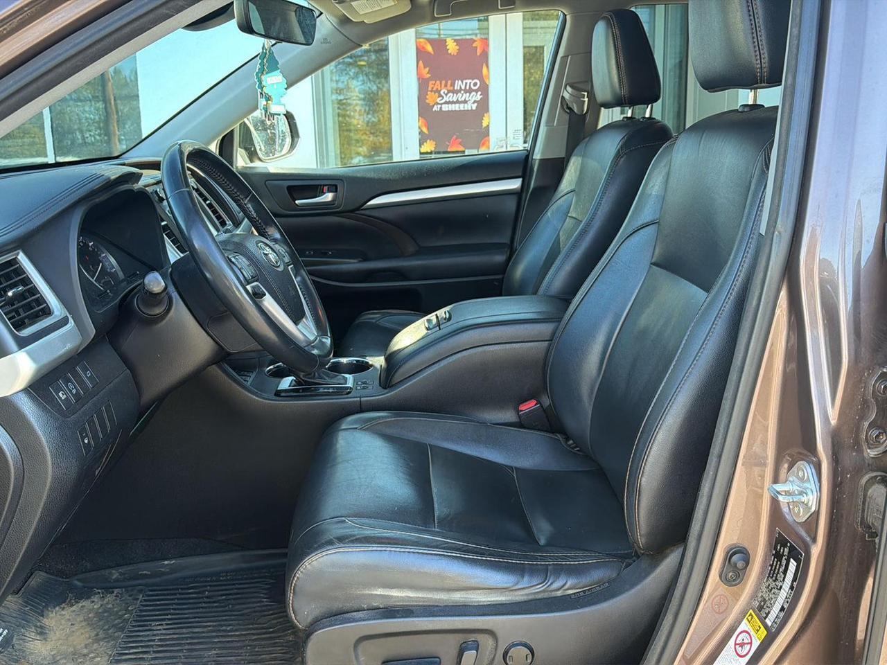 2017 TOYOTA TRUCK HIGHLANDER XLE V6 AWD Gaithersburg MD
