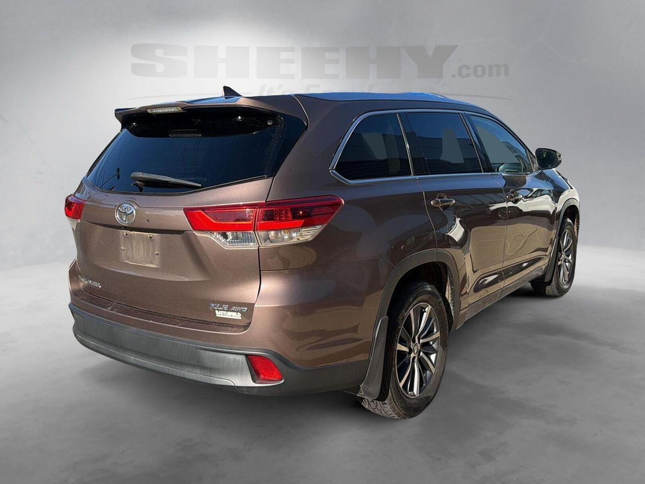 2017 TOYOTA TRUCK HIGHLANDER XLE V6 AWD Gaithersburg MD