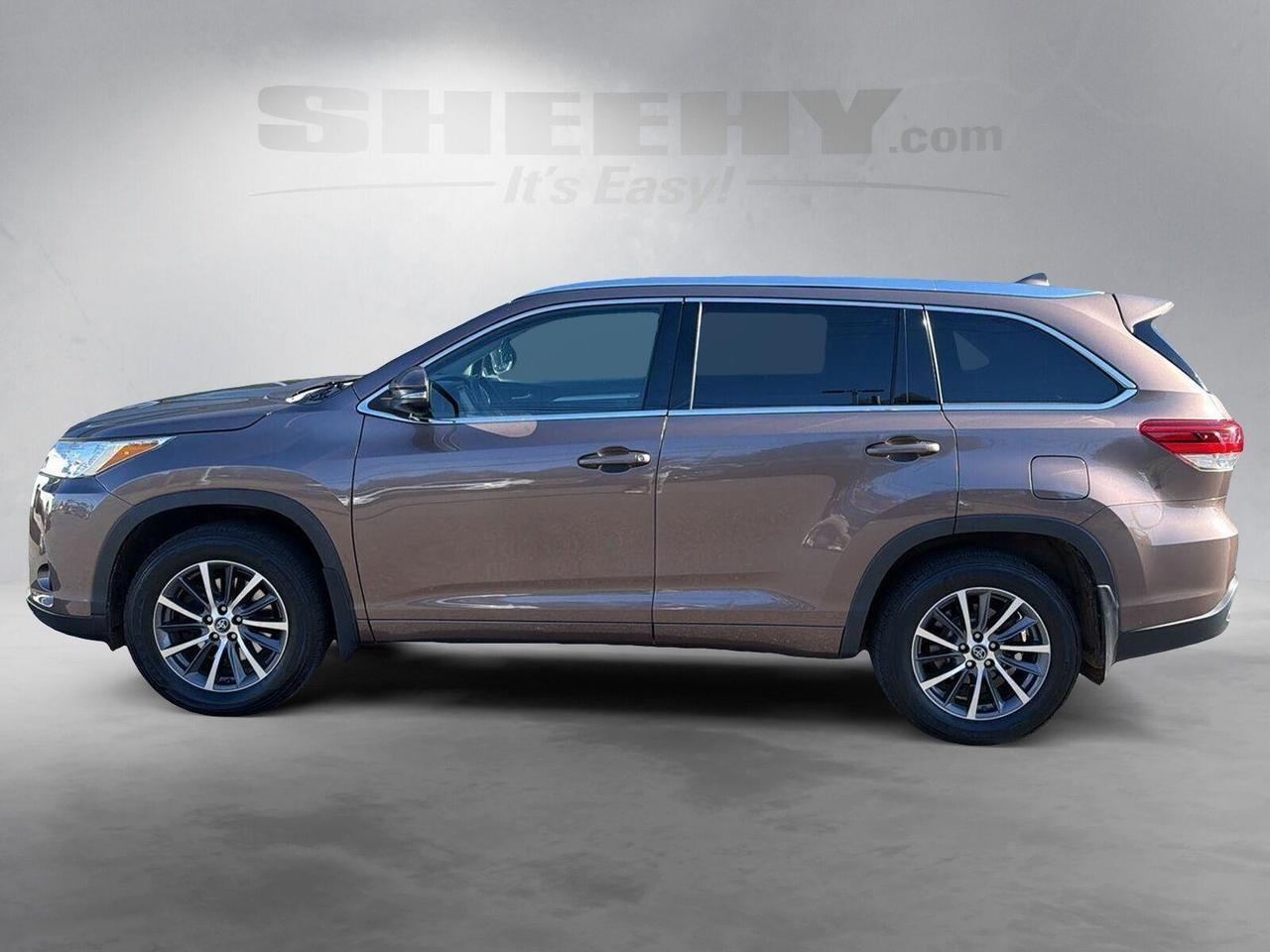 2017 TOYOTA TRUCK HIGHLANDER XLE V6 AWD Gaithersburg MD