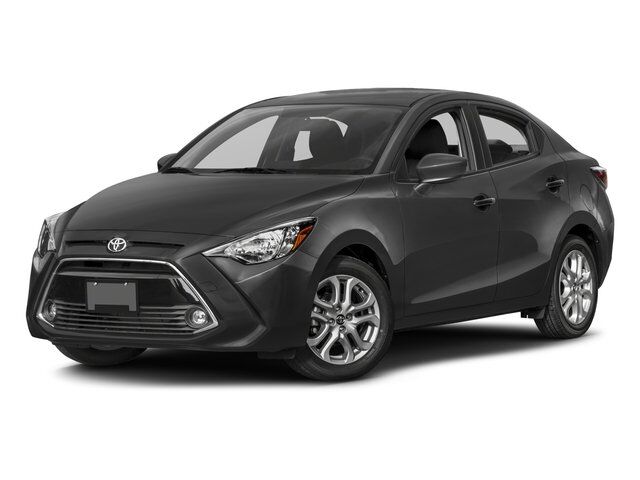 2017 TOYOTA YARIS IA BASE