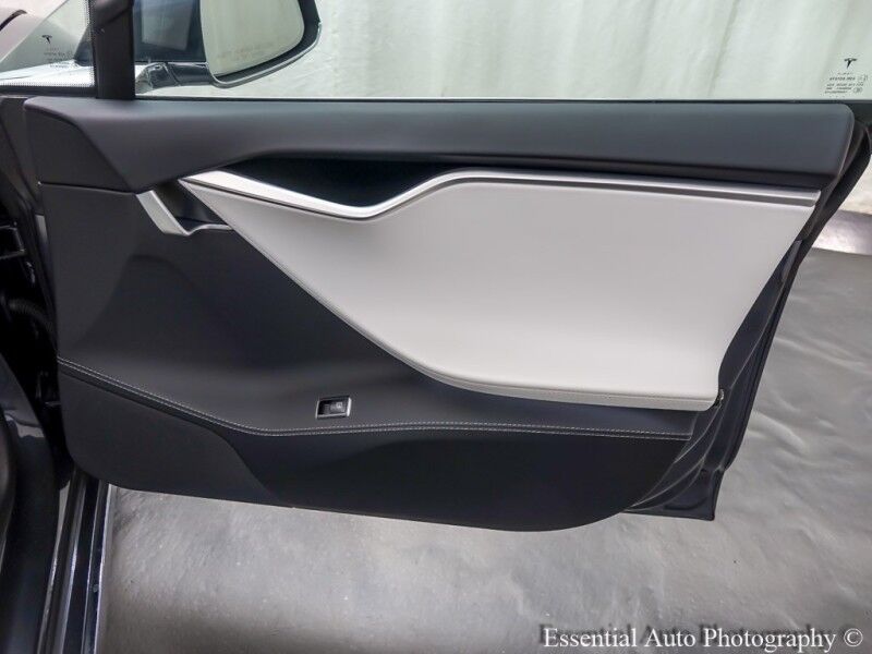 2017 Tesla Model S 100D PRICE INCLUDES $4000 IRS TAX CREDIT!! YOU MUST QUALIFY!! Willowbrook IL