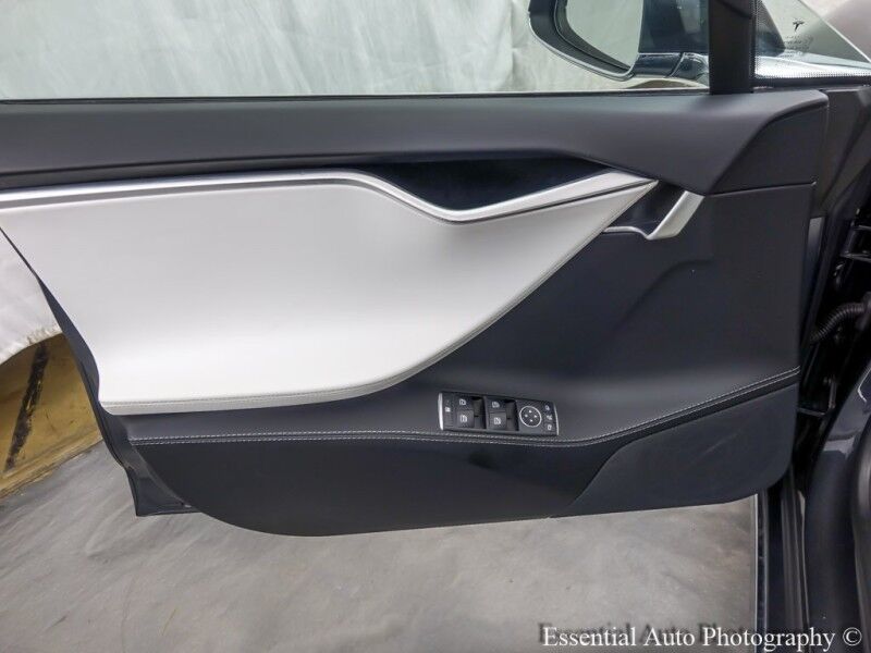 2017 Tesla Model S 100D PRICE INCLUDES $4000 IRS TAX CREDIT!! YOU MUST QUALIFY!! Willowbrook IL