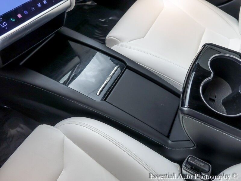 2017 Tesla Model S 100D PRICE INCLUDES $4000 IRS TAX CREDIT!! YOU MUST QUALIFY!! Willowbrook IL